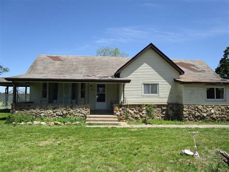 COMMERCIAL PROPERTY. . Farms for sale in missouri ozarks